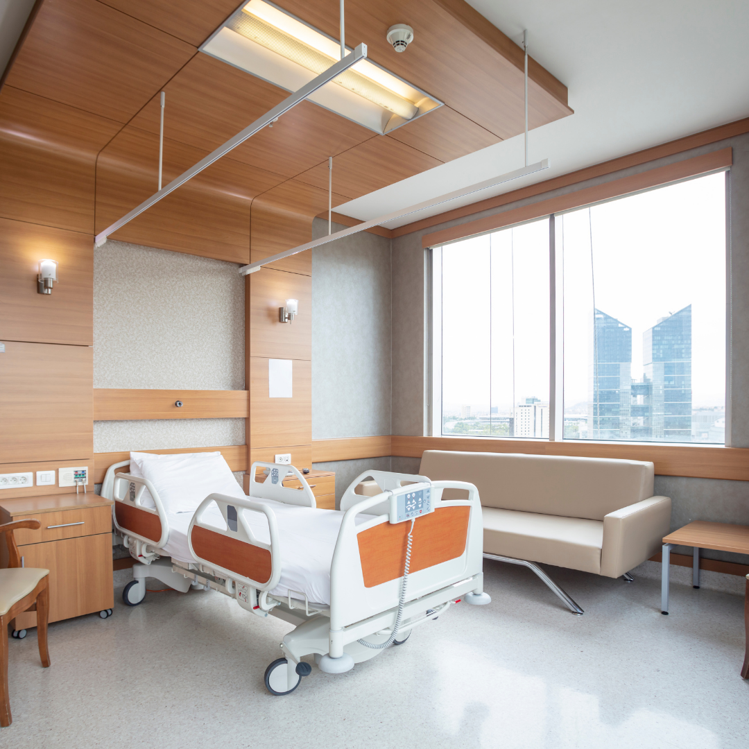 Sağlık merkezi alanında ilaçlama uygulaması